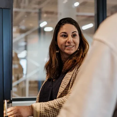 VDH_4_WAREHOUSE_V2-1-1.mp4 (3)